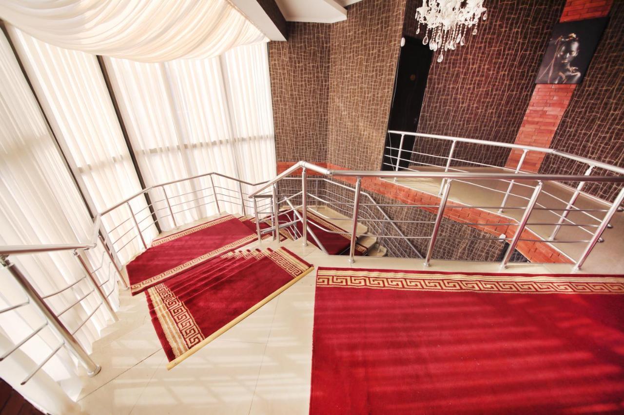 Hotel Tamari Kutaisi Dış mekan fotoğraf