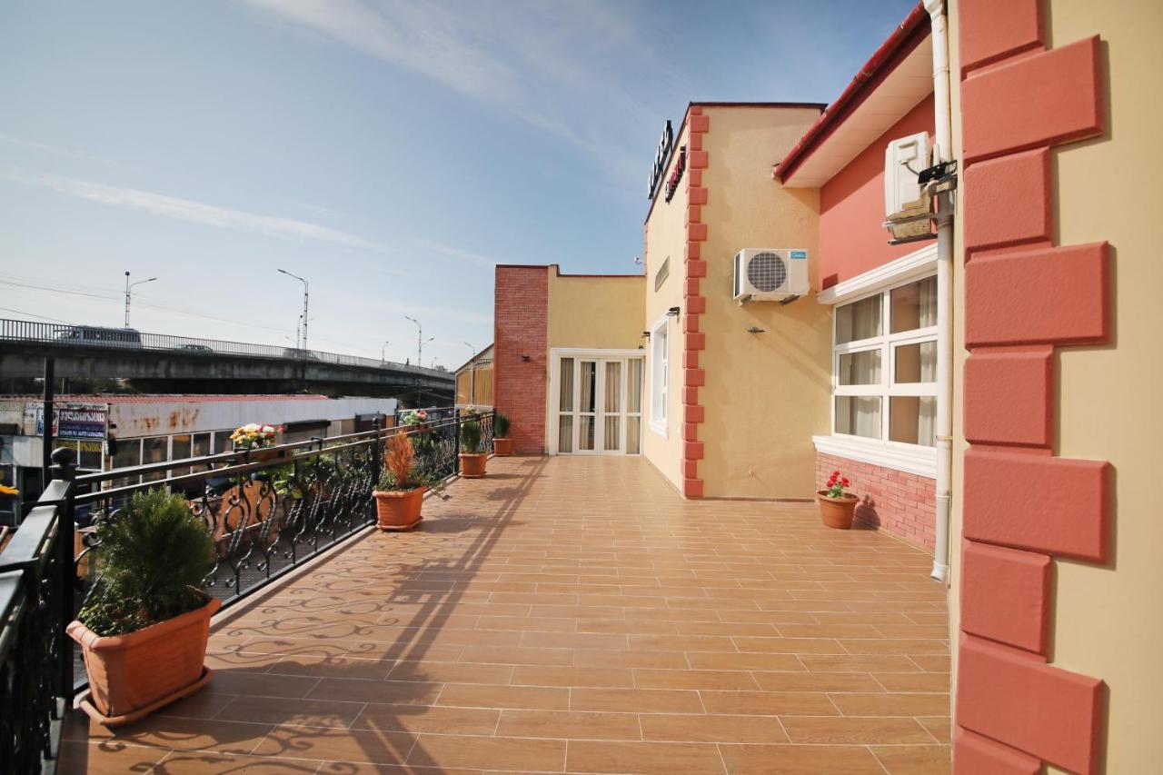 Hotel Tamari Kutaisi Dış mekan fotoğraf