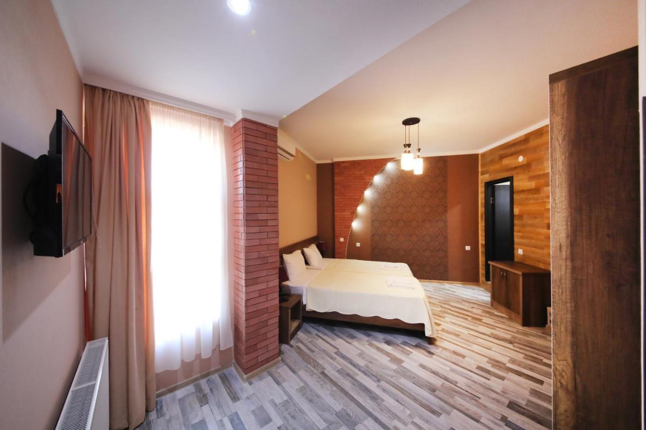 Hotel Tamari Kutaisi Dış mekan fotoğraf