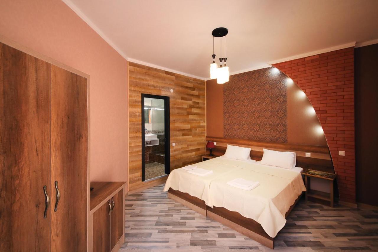Hotel Tamari Kutaisi Dış mekan fotoğraf